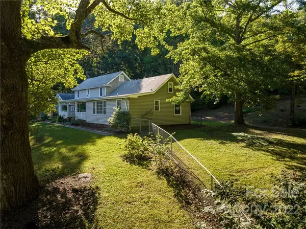 Asheville, NC 28805,51 Mark Twain RD