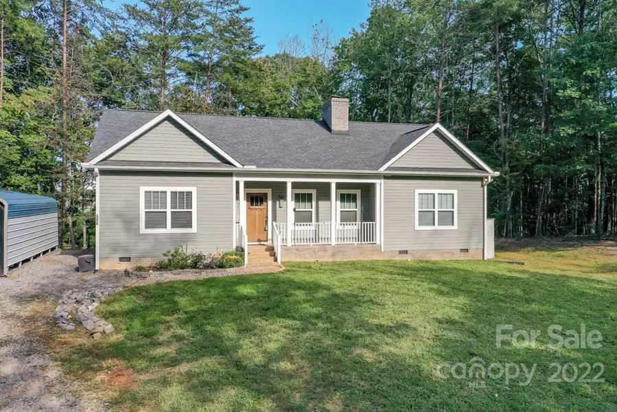 686 Crutchfield RD, Union Mills, NC 28167