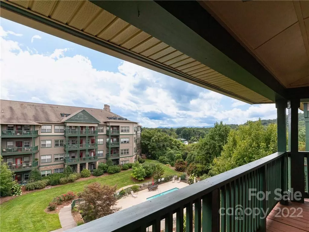 Asheville, NC 28805,9 Kenilworth Knoll #406