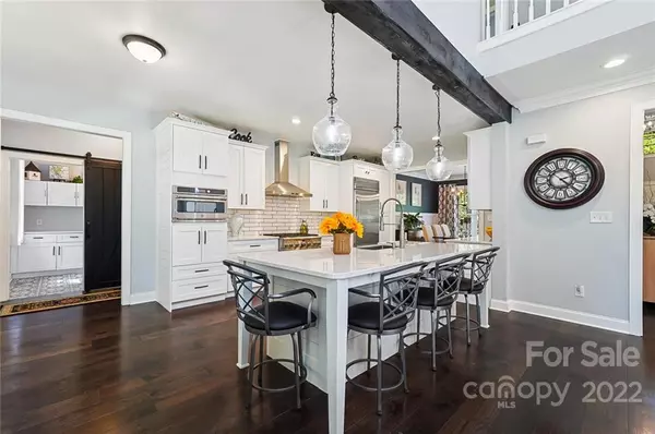105 English Ivy LN, Mooresville, NC 28117