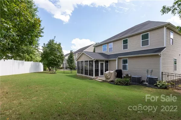 Fort Mill, SC 29708,431 Sheltered Cove CT