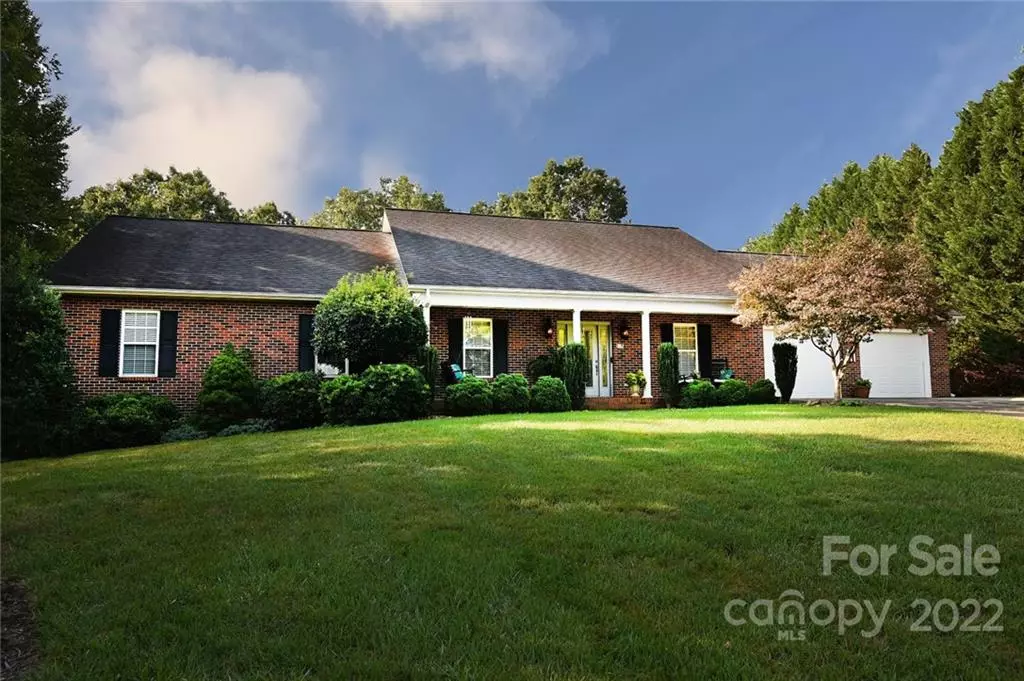 Granite Falls, NC 28630,4059 Harbour CT