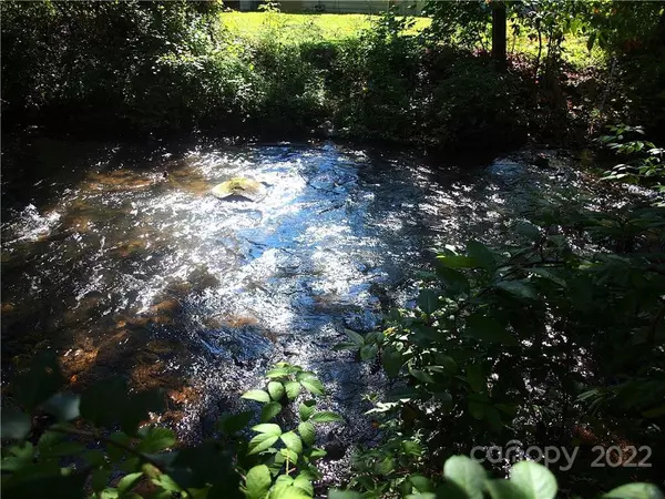 Waynesville, NC 28786,1521 Sulphur Springs RD