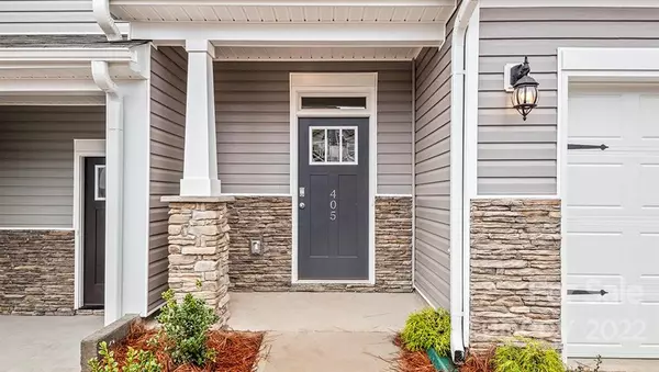 Hendersonville, NC 28792,146 Creekview RD