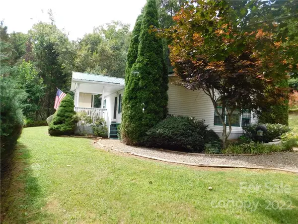 Waynesville, NC 28786,411 4th ST