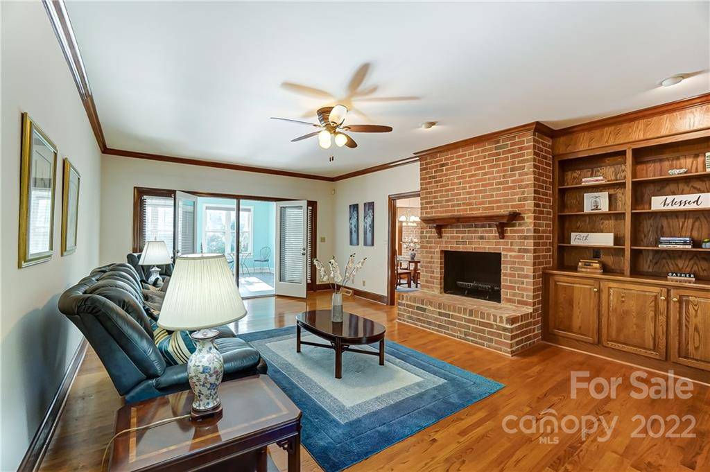 Charlotte, NC 28226,3935 Black Sycamore DR