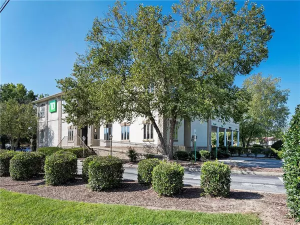 Hendersonville, NC 28792,535 Greenville HWY