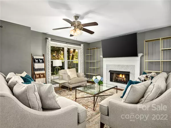 Asheville, NC 28806,10 Shackleford DR
