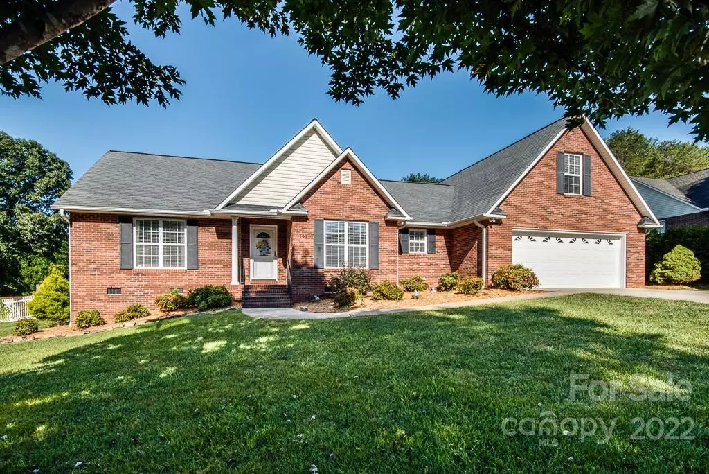 Morganton, NC 28655,107 Clearwater DR