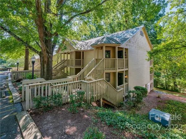 Lake Lure, NC 28746,160 Whitney BLVD #27