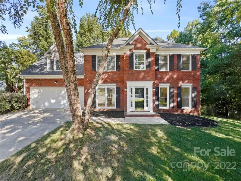 1401 Pine Needle LN, Mooresville, NC 28115