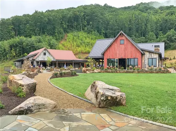 Sylva, NC 28713,768 Boar Ridge RD #121