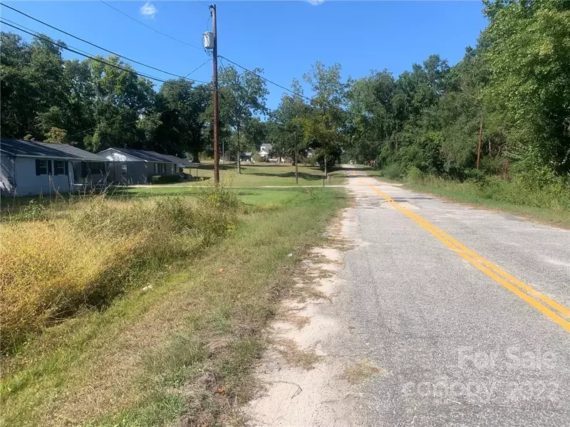 00 Johnson ST, Kershaw, SC 29067