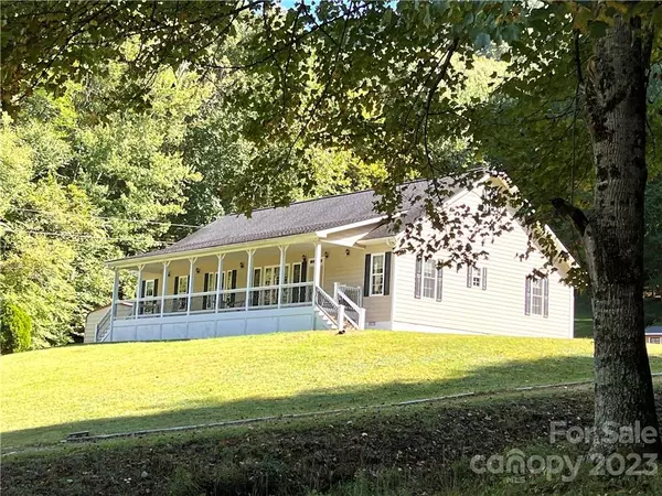 1275 Poplar Gap RD, Hot Springs, NC 28743