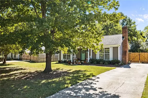 Matthews, NC 28105,1625 English Knoll DR