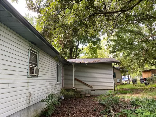 Kannapolis, NC 28081,7266 Dogwood LN