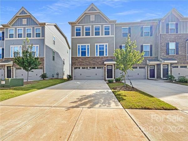 110 Lanyard DR #C, Mooresville, NC 28117