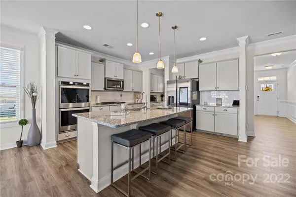 Lake Wylie, SC 29710,1734 Santa Clara TRCE