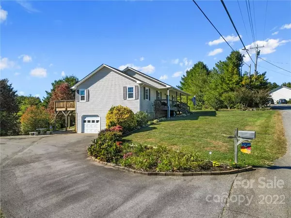 Weaverville, NC 28787,17 Brant LN