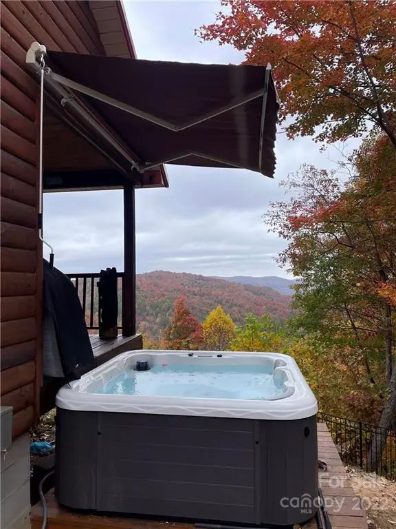 Lenoir, NC 28645,325 Rockhouse RDG