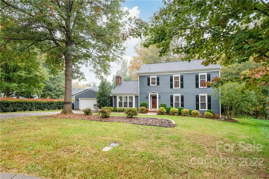 9907 Eagles Field CT, Charlotte, NC 28269