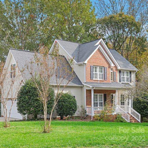 913 Gateshead LN, Matthews, NC 28105