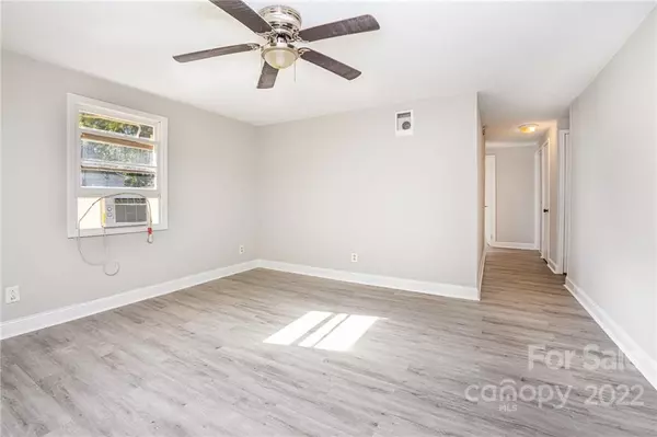 Salisbury, NC 28144,1301 W Monroe ST