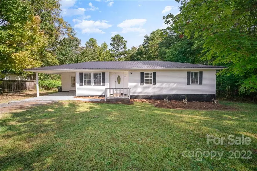 228 McKendree RD, Mooresville, NC 28117