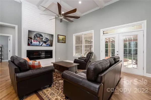 Iron Station, NC 28080,128 Woodward WAY