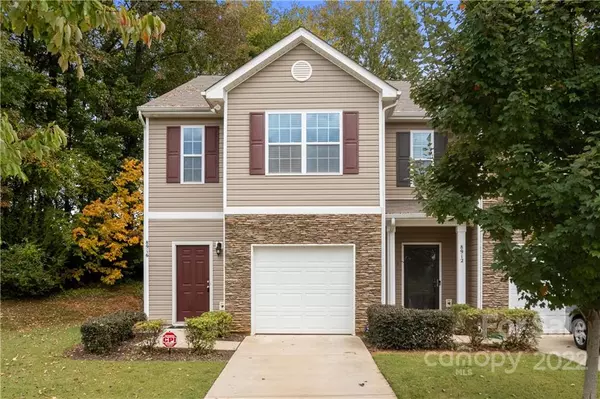 8916 Bradstreet Commons WAY, Charlotte, NC 28215