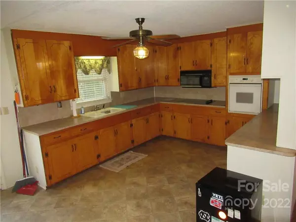 Lawndale, NC 28090,3738 Amazing Grace RD
