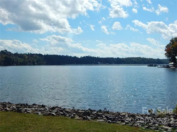 Granite Falls, NC 28630,5167 Landing View DR