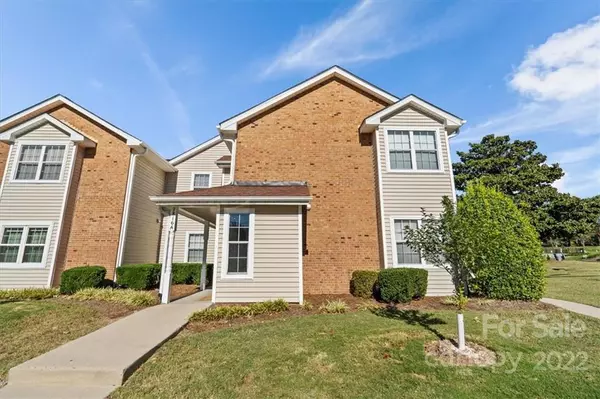 Charlotte, NC 28226,7816 Renaissance CT