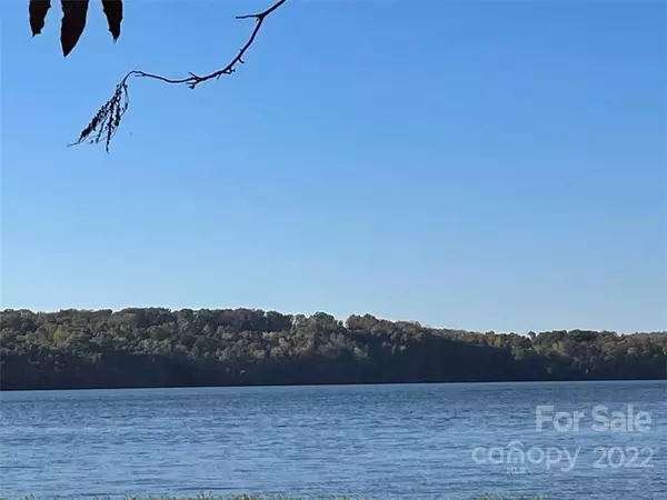 Mount Gilead, NC 27306,152 Timber Lake CT