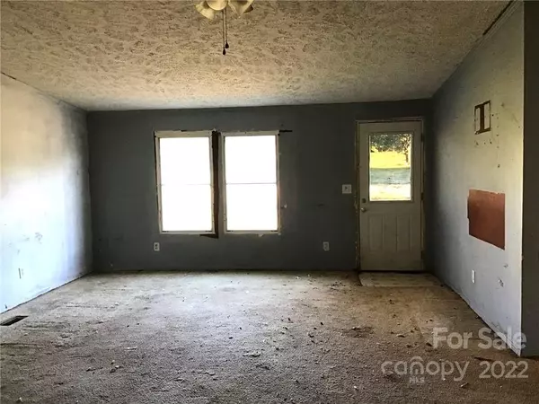 Lawndale, NC 28090,314 Double Shoals RD