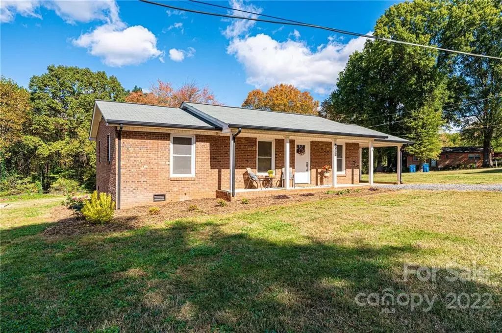 Conover, NC 28613,1967 Prestige Heights DR