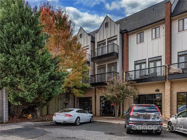 710 Cotton Gin ALY, Davidson, NC 28036