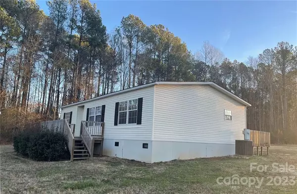 113 Ivy Acres DR, Blacksburg, SC 29702