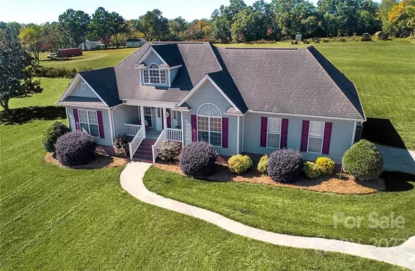 317 Peach Orchard RD, Jefferson, SC 29718