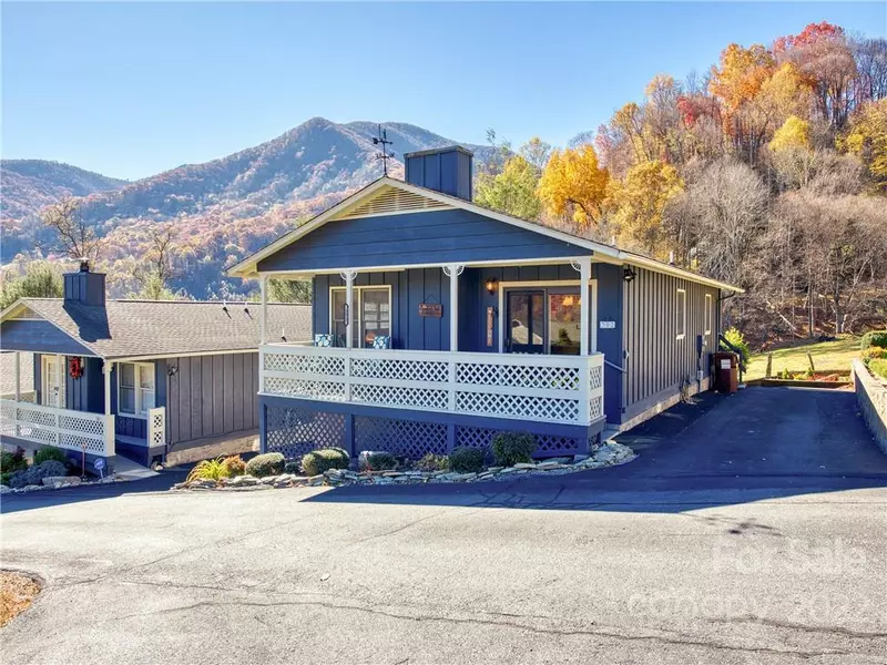 352 Stoney Ridge LOOP, Maggie Valley, NC 28751