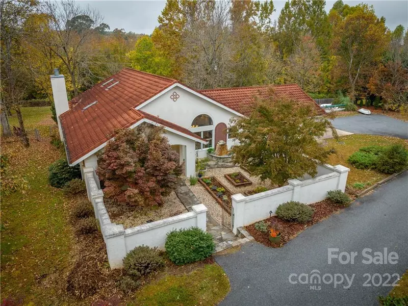 55 Covil DR, Tryon, NC 28782