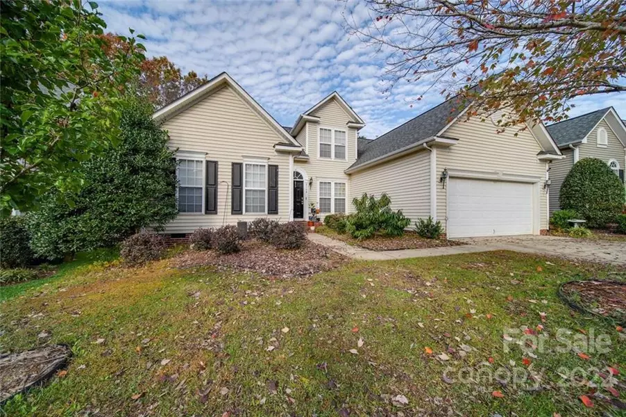 2108 Lord Proprietor LN, Waxhaw, NC 28173