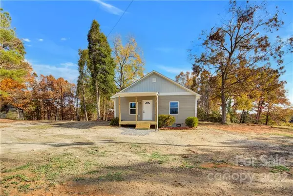 Grover, NC 28073,213 Pinewood DR