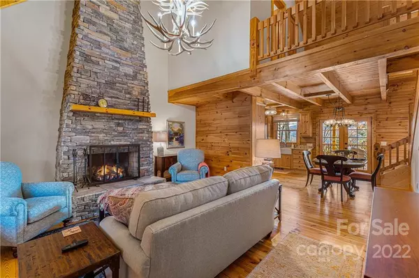 Cashiers, NC 28717,271 Rendezvous RDG #B