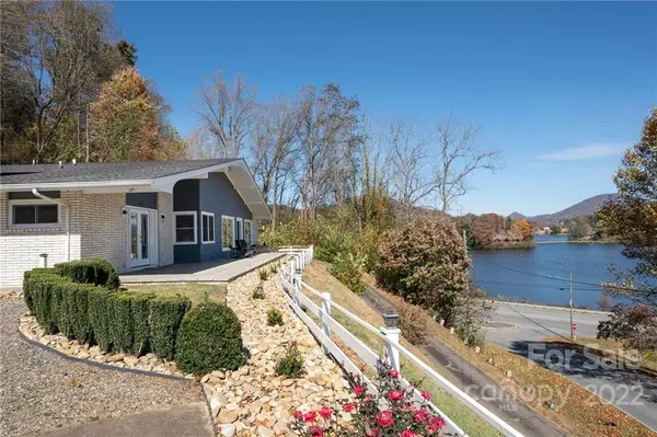 Waynesville, NC 28786,28 Links LN