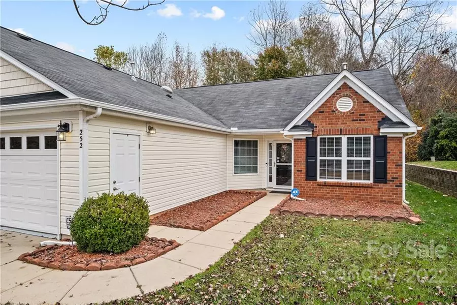 252 Woodbridge CIR, Mount Holly, NC 28120