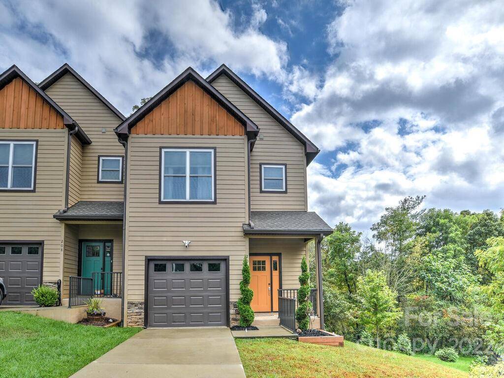 206 Rainbow TER, Black Mountain, NC 28711