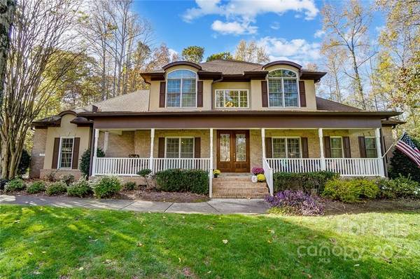 Lake Wylie, SC 29710,715 Cooks Cove RDG