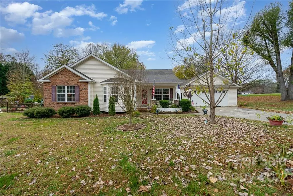 Huntersville, NC 28078,8408 Williamsburg CIR