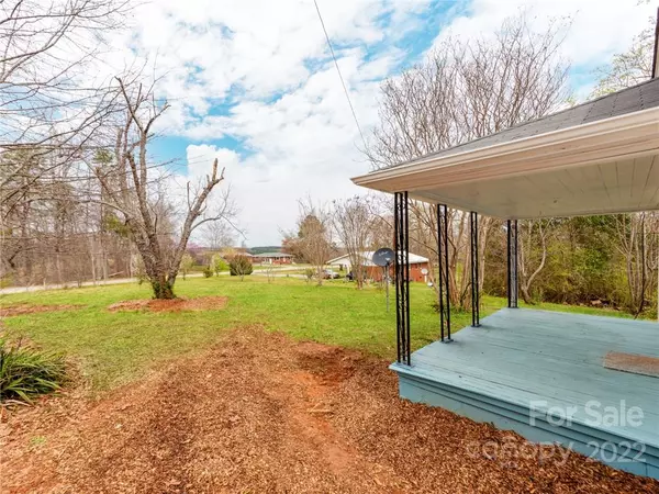 Mooresboro, NC 28114,115 Craig RD